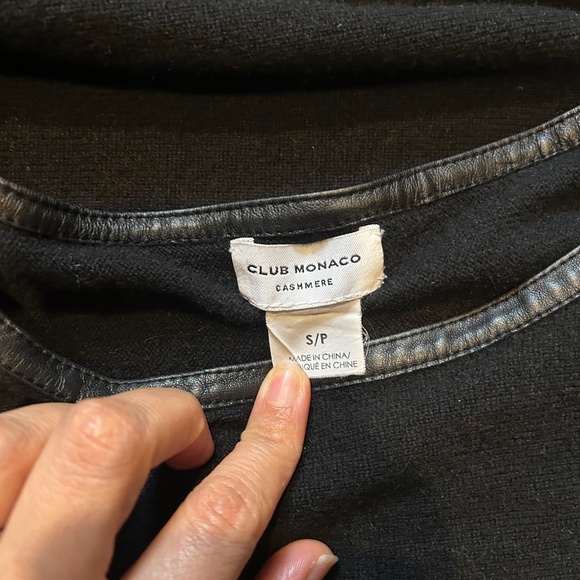 Club Monaco 100 percent cashmere black sweater - Picture 4 of 5